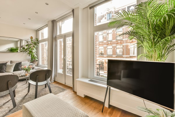 Medium property photo - Van Eeghenstraat 20-1, 1071 GG Amsterdam